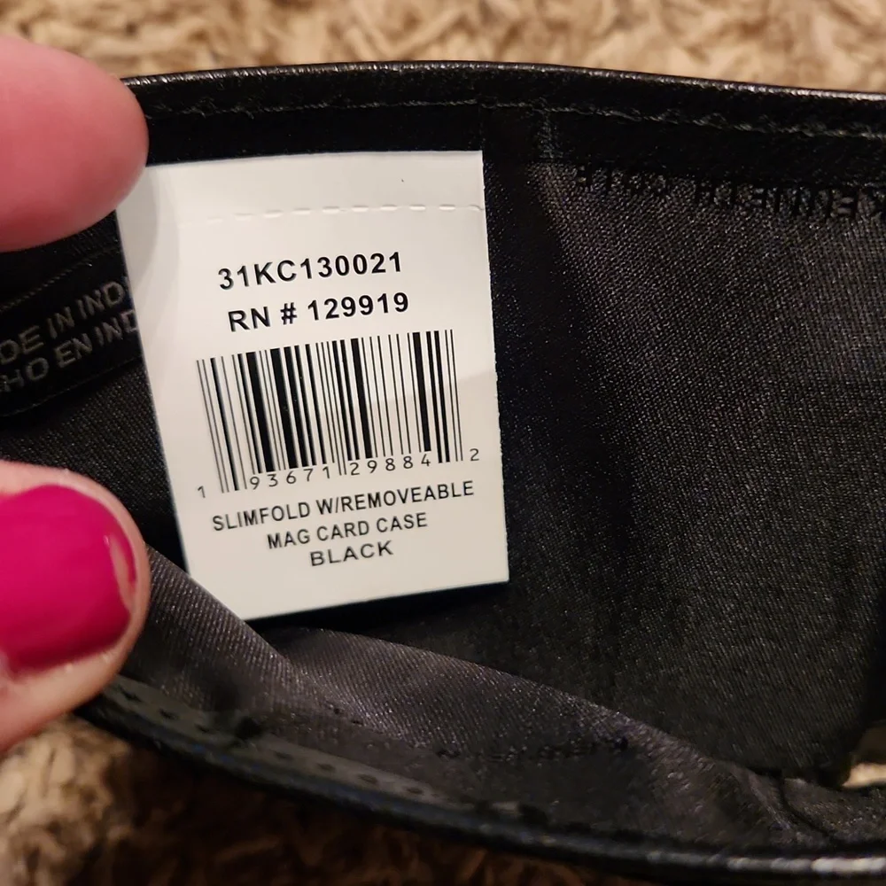 Kenneth Cole Reaction RFID Black Leather Wallet